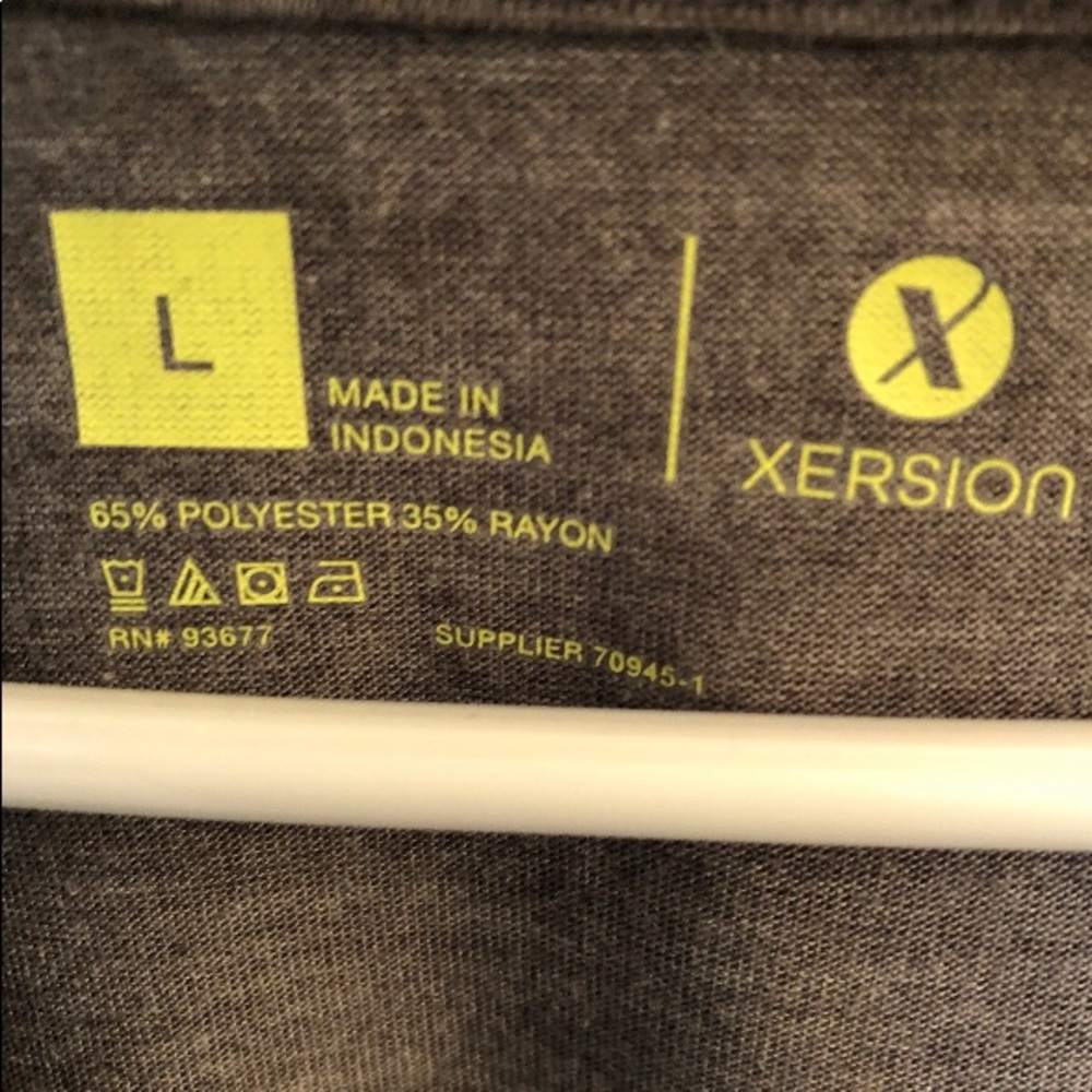 Side Ruched Top - Picture 4 of 4